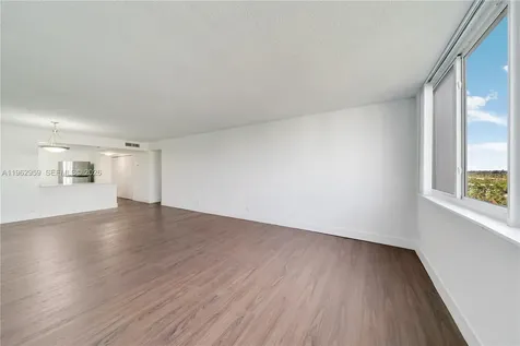 9001-9143 SW 77th Avenue Miami FL 33156