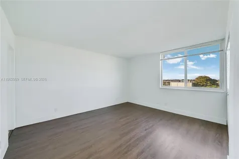 9001-9143 SW 77th Avenue Miami FL 33156