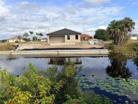 3737 NE 12 Th Place Cape Coral FL 33909