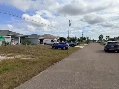 3737 NE 12 Th Place Cape Coral FL 33909