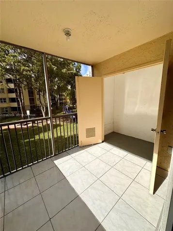 8235 Lake Drive Doral FL 33166