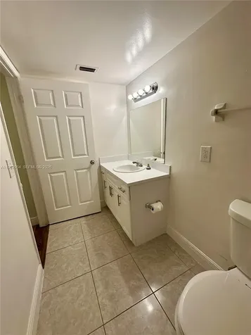 8235 Lake Drive Doral FL 33166