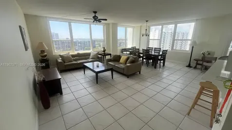 Hollywood FL 33019