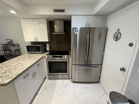 3505 S Ocean Drive Hollywood FL 33019