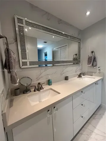 3505 S Ocean Drive Hollywood FL 33019