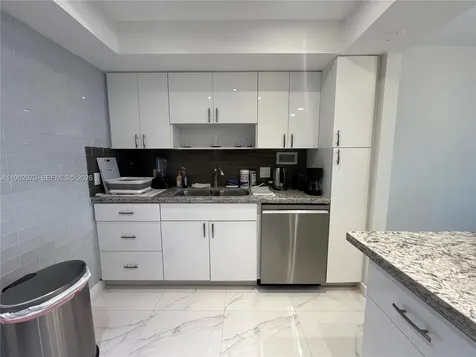 3505 S Ocean Drive Hollywood FL 33019