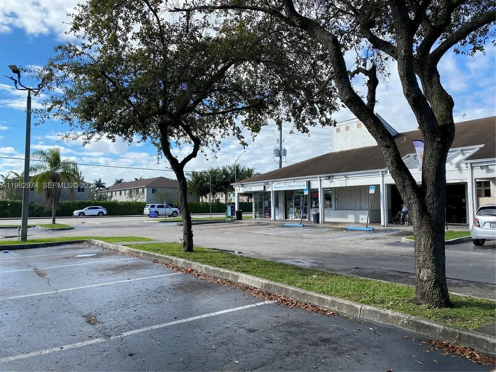 4040 SW 69th Avenue Miramar FL 33023