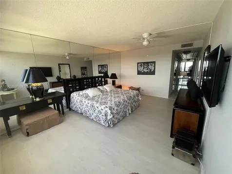 3505 S Ocean Drive Hollywood FL 33019