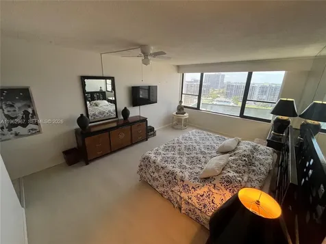 3505 S Ocean Drive Hollywood FL 33019