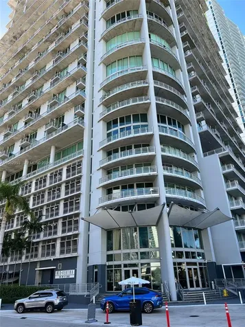 690 SW 1st Court Miami FL 33130