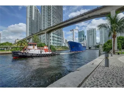 690 SW 1st Court Miami FL 33130