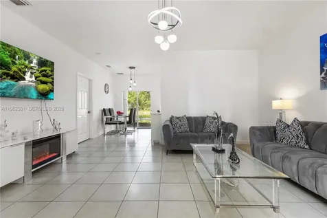 2741 NE 4th Street Homestead FL 33033