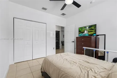 2741 NE 4th Street Homestead FL 33033