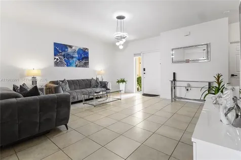 2741 NE 4th Street Homestead FL 33033