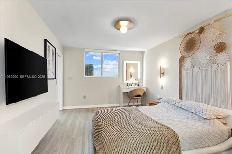 1688 West Avenue Miami Beach FL 33139