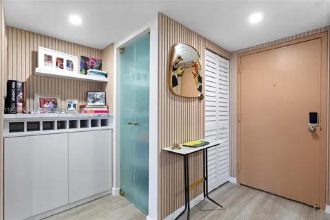 1688 West Avenue Miami Beach FL 33139