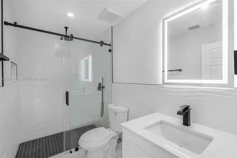 2901 SW 92nd Avenue Miami FL 33165