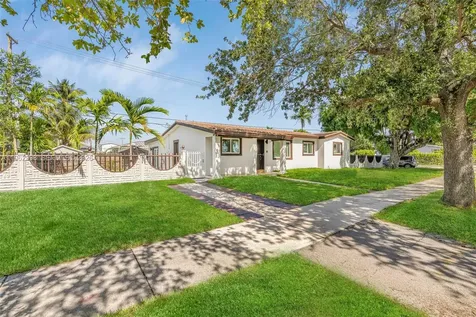 2901 SW 92nd Avenue Miami FL 33165