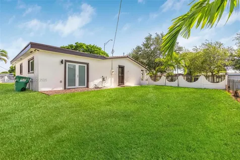 2901 SW 92nd Avenue Miami FL 33165