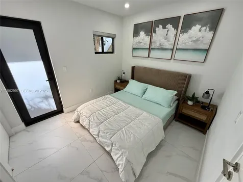 944 Jefferson Avenue Miami Beach FL 33139