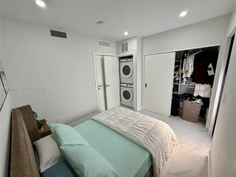 944 Jefferson Avenue Miami Beach FL 33139