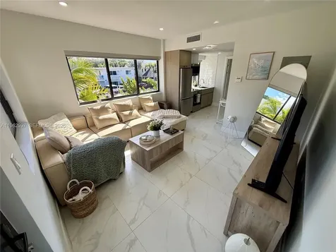 944 Jefferson Avenue Miami Beach FL 33139