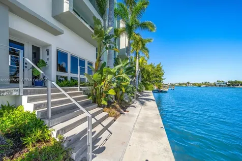 95 N Shore Drive Miami Beach FL 33141