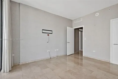 88 SW 7th Street Miami FL 33130