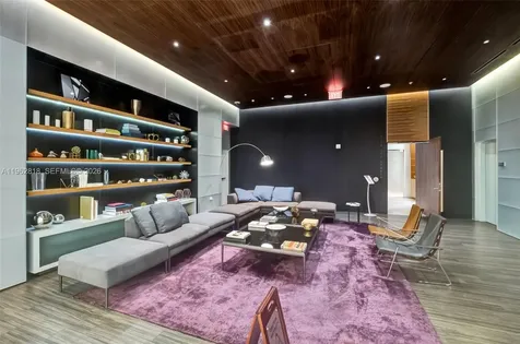 88 SW 7th Street Miami FL 33130