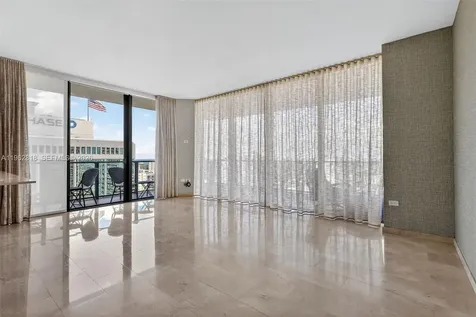 88 SW 7th Street Miami FL 33130