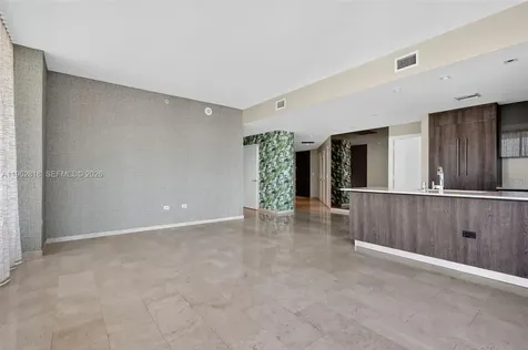 88 SW 7th Street Miami FL 33130