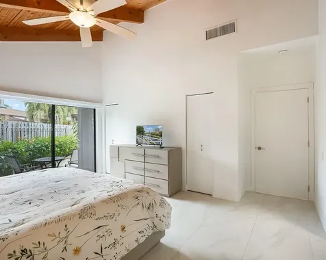 413 Leslie Drive Hallandale Beach FL 33009