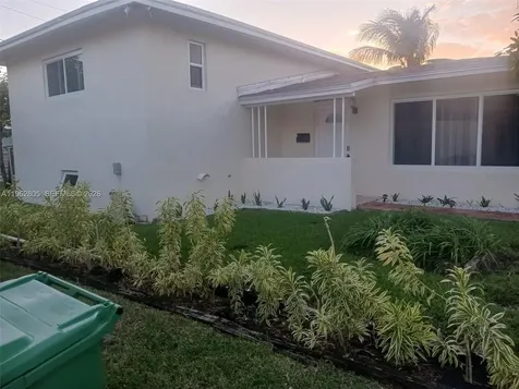 1260 NE 200th Terrace Miami FL 33179