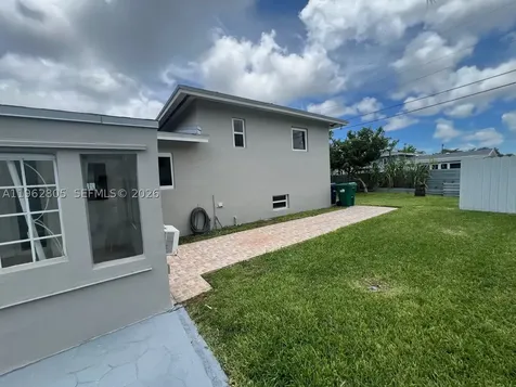 1260 NE 200th Terrace Miami FL 33179