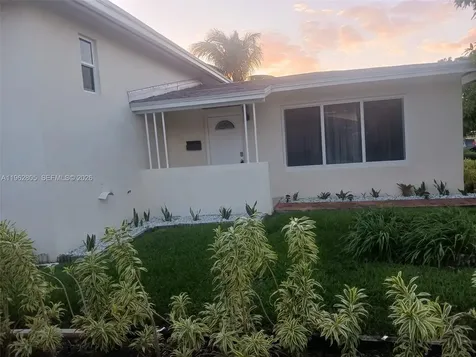1260 NE 200th Terrace Miami FL 33179