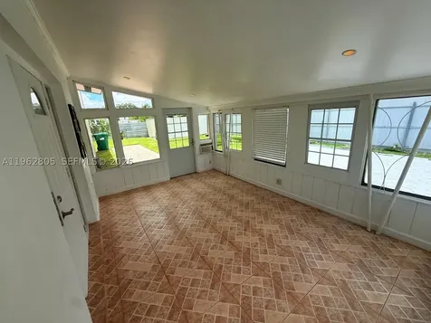 1260 NE 200th Terrace Miami FL 33179