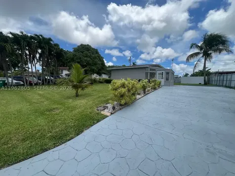 1260 NE 200th Terrace Miami FL 33179