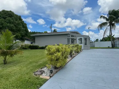 1260 NE 200th Terrace Miami FL 33179