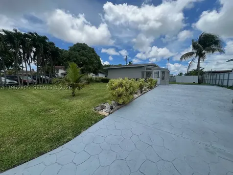 1260 NE 200th Terrace Miami FL 33179