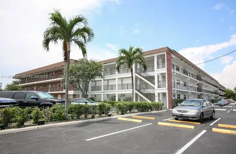 1501 S Ocean Boulevard Lauderdale By The Sea FL 33062
