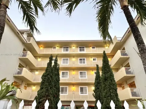 134 SW 7th Avenue Miami FL 33130