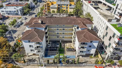 134 SW 7th Avenue Miami FL 33130