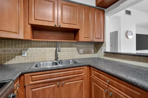 134 SW 7th Avenue Miami FL 33130