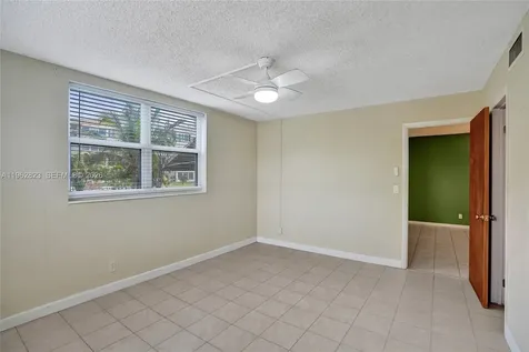 3051 NW 46th Avenue Lauderdale Lakes FL 33313