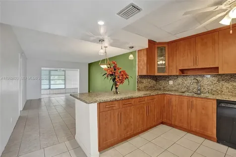 3051 NW 46th Avenue Lauderdale Lakes FL 33313