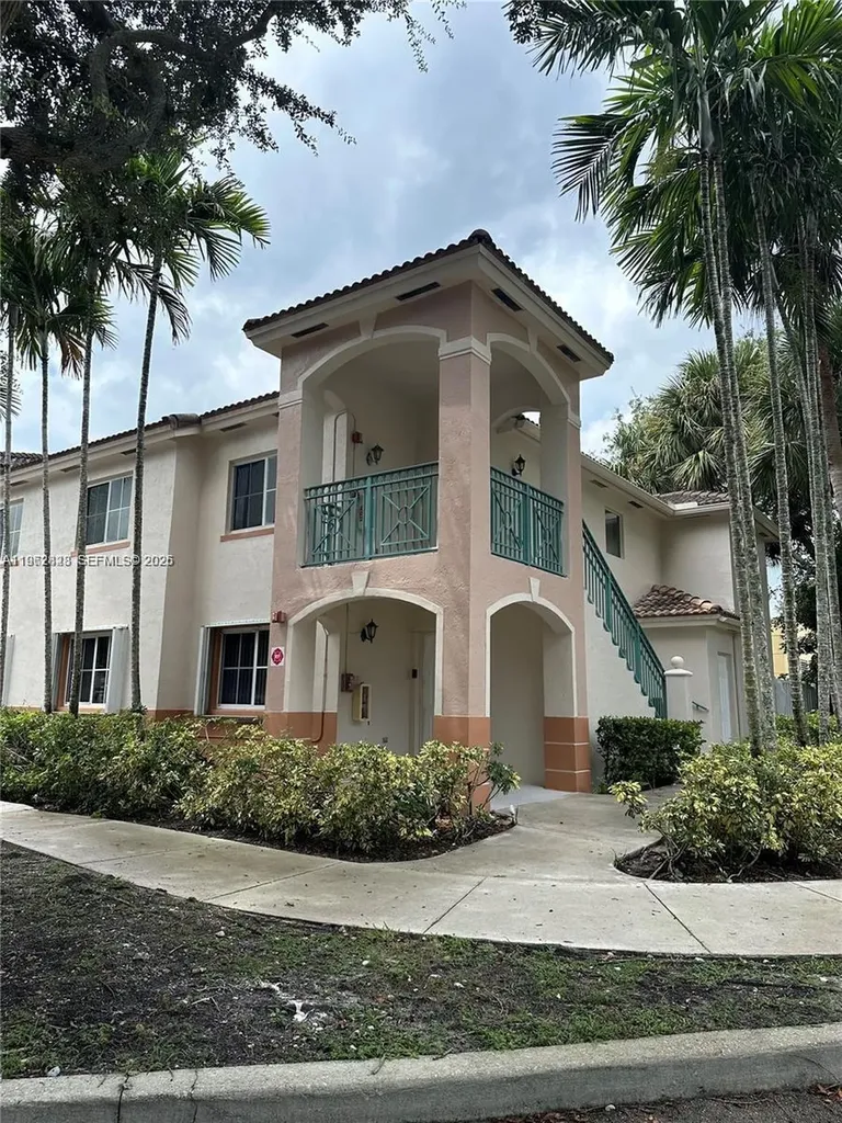 2298 NW 78th Avenue Pembroke Pines FL 33024