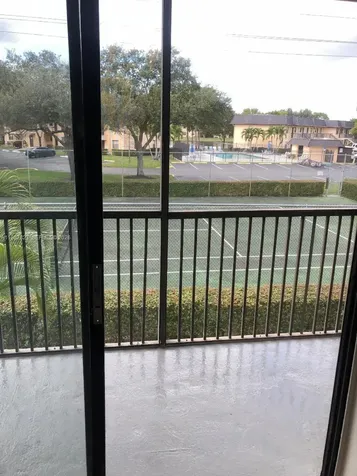 144 NW 91st Avenue Pembroke Pines FL 33024