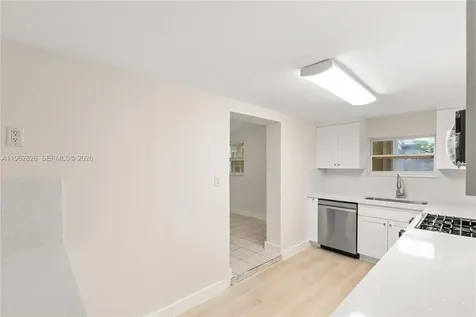 6365 SW 33rd Street Miami FL 33155
