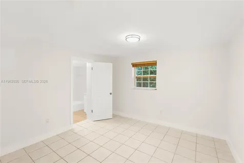 6365 SW 33rd Street Miami FL 33155