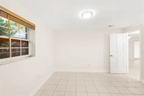 6365 SW 33rd Street Miami FL 33155